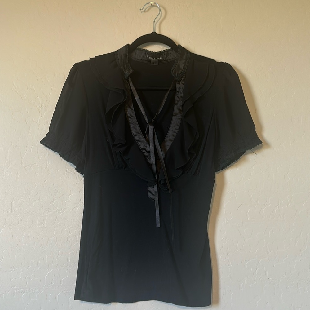 Short sleeve dress shirt